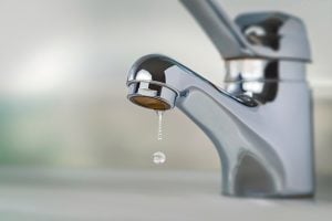 How to fix a leaking tap